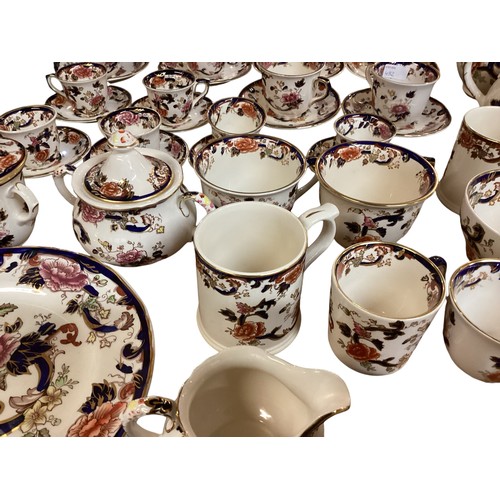 432 - Collection of Mason's Mandalay ceramic tea wares to include, tea pot, coffee pot, taza, cake plates,... 