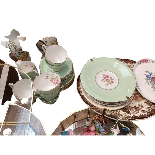 386 - A large mixed collection of china to include Masons, Aynsley, some boxed.