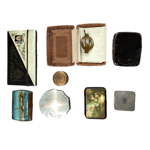 392 - A collection of compacts and cigarette cases to include an unmarked white metal engine turned exampl... 