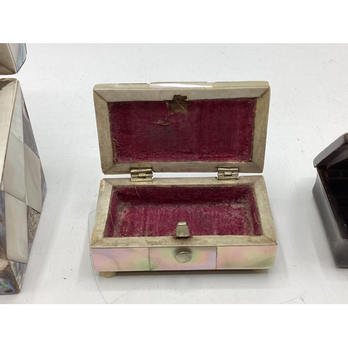 30 - A mother of pearl and abalone shell dressing table double scent bottle case together with a similar ... 