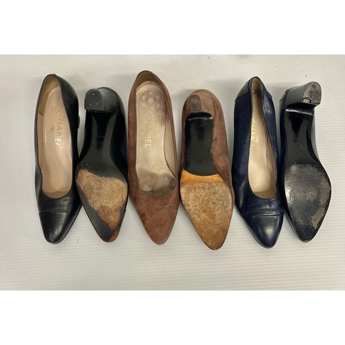 262 - Five pairs leather shoes, to include four Chanel all worn and with stains on leather and inside. one... 