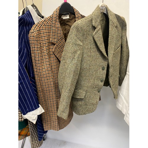 219 - A quantity of vintage clothes (childrens) to include a good quality age 9/10 tweed and suede buttone... 