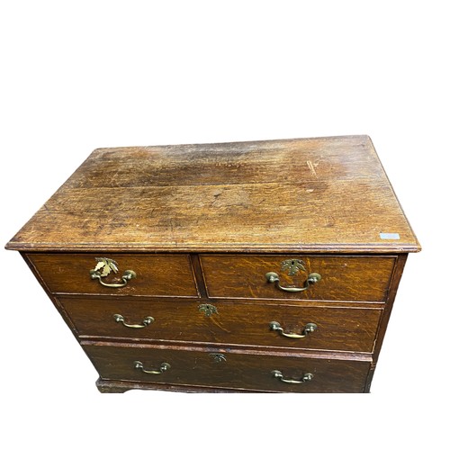 566 - Georgian oak chest of 2 short and 2 long drawers 95 cm W x 80 cm H x 53 cm D