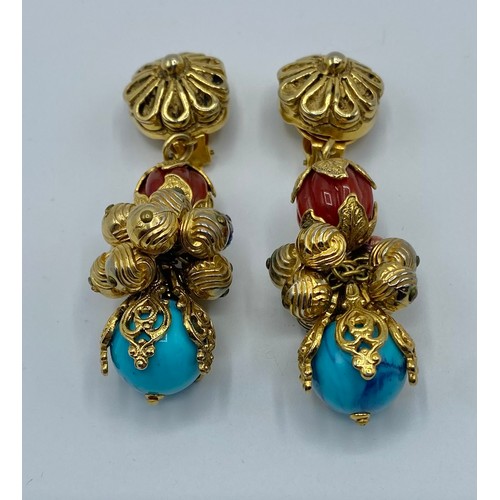 52 - Pair of costume jewellery earrings