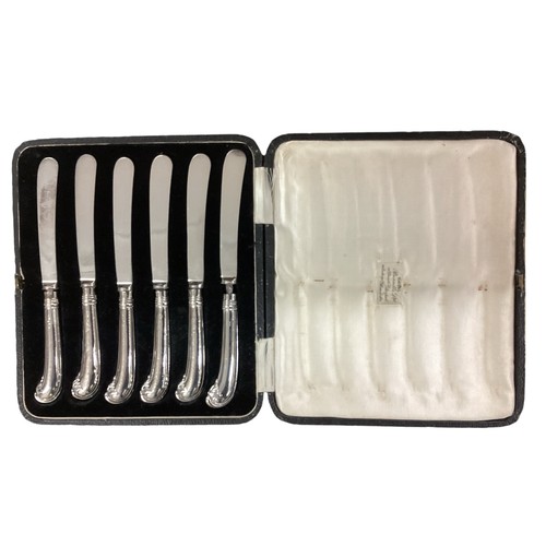 8 - A 12 person canteen of silver plated cutlery together with other boxed silver plated items.