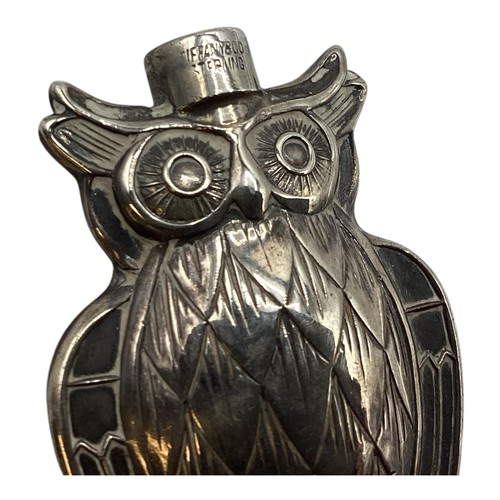 33 - A Tiffany & Co sterling  Silver scent bottle in the form of an owl. Marked Tiffany & Co Sterling. Or... 