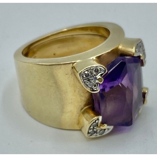 139 - A 14 ct gold amethyst and diamond dress ring, central fancy cut amethyst with diamond cut accents, s... 