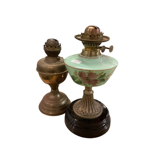 189 - A quantity of C20th oil lamps, and modern glass shades, etc, see all images. All sold as seen and as... 