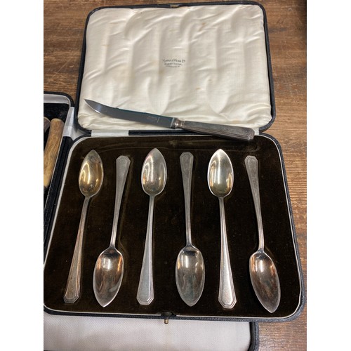 160 - A quantity of cased flatware, approx 8, various makers, to include Walker & Hall Sheffield, Mappin &... 