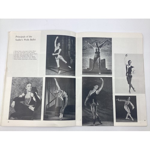 203 - Signed Margot Fonteyn program. Royal Opera House Covent Garden. Covent Garden Opera Company.