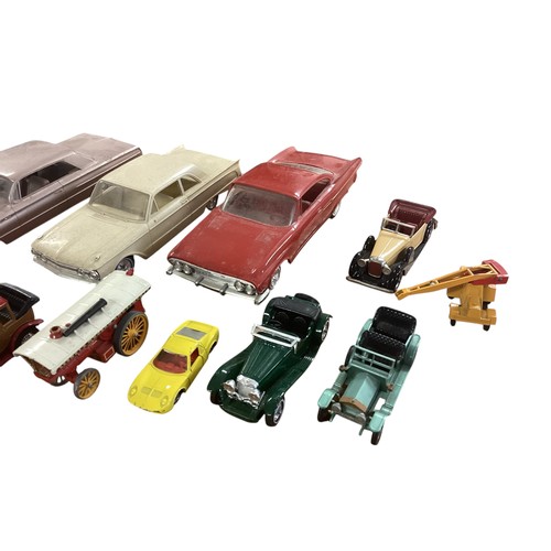 202 - A collection of vintage toy cars. Matchbox Lesney, JQ-Han etc.