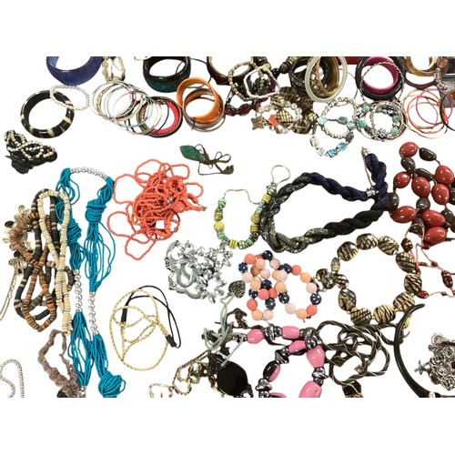 21 - A large collection of costume and high street jewellery (quantity)