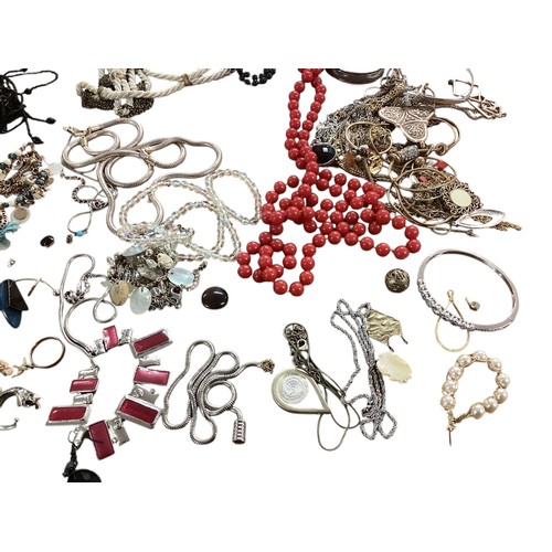 22 - A large collection of costume and high street jewellery (quantity)