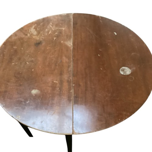 550 - Five tables including single drop leaf round table diameter 121 cm x 72 cm high , some restoration t... 