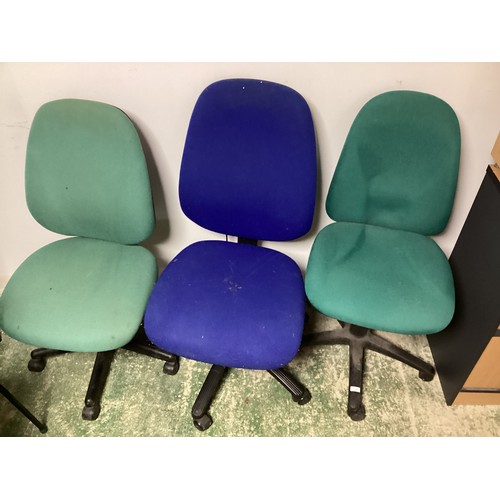 572 - Three office swivel chairs, as found