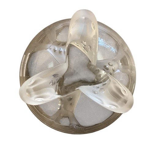 115 - A Lalique footed fish bowl, 19cm diameter x 15cm high approx, part of the Eaton Square clearance