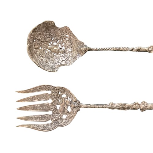 81 - A quantity of cased flatware, to include a cased set of silver apostle teaspoons, a mother of pearl ... 