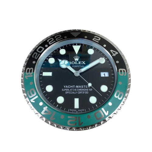 83 - Rolex inspired replica wall clock, Yacht-Master style, black face, black and green bezel. Condition ... 