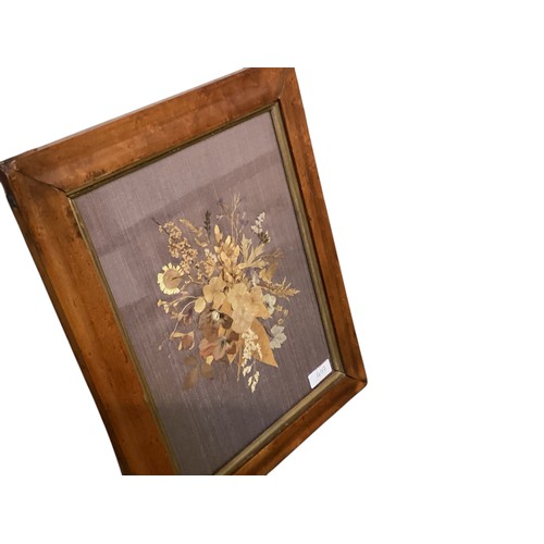 407 - A quantity of decorative framed and glazed pictures and prints to include, maple style framed histor... 