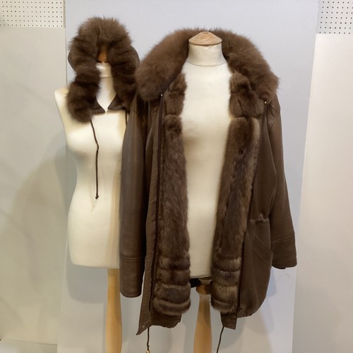 5 - GUCCI, light brown leather coat with a sable fur detachable lining, a fur collar, and detachable lea... 