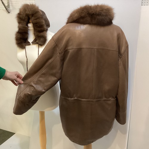 5 - GUCCI, light brown leather coat with a sable fur detachable lining, a fur collar, and detachable lea... 