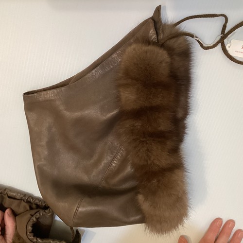 5 - GUCCI, light brown leather coat with a sable fur detachable lining, a fur collar, and detachable lea... 