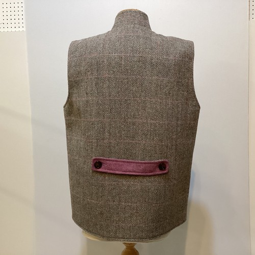 123 - Peter James,  Harris Tweed gilet with Nero collar and purple trim to collar, pockets, 100% wool made... 