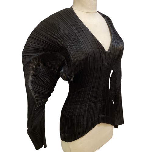 153 - ISSEY MIYAKE a black pleated top, ISSEY MIYAKE PLEATS PLEASE gold long cardigan coat, MASHIAH pleate... 