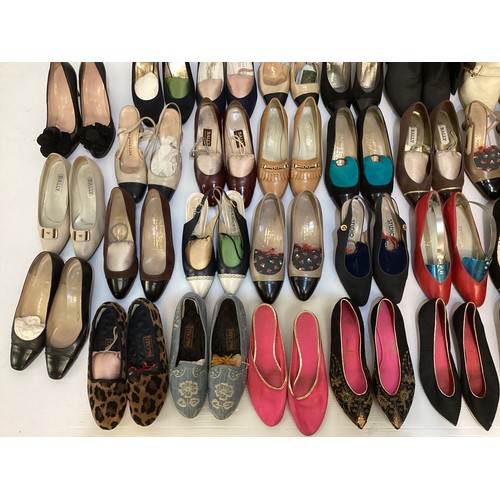 65 - A quantity of ladies shoes, various sizes 36-37,  all in used condition, see all photos for details.