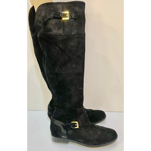 185 - RALPH LAUREN 'Jeannette' long black suede boots with gold buckle detail. Condition very good worn on... 