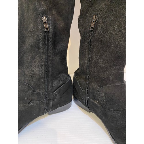 185 - RALPH LAUREN 'Jeannette' long black suede boots with gold buckle detail. Condition very good worn on... 