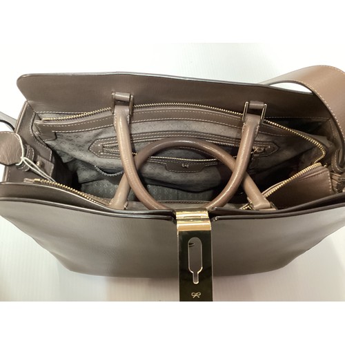 142 - ANYA HINDMARCH handbag, with multiple inside pockets, condition generally good, a few minor marks. H... 