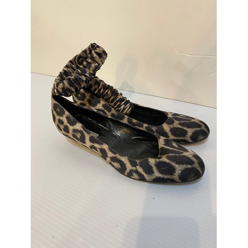 151 - Three pairs of shoes to include STELLA McCARTNEY animal print with ankle strap, MOSCHINO gold glitte... 