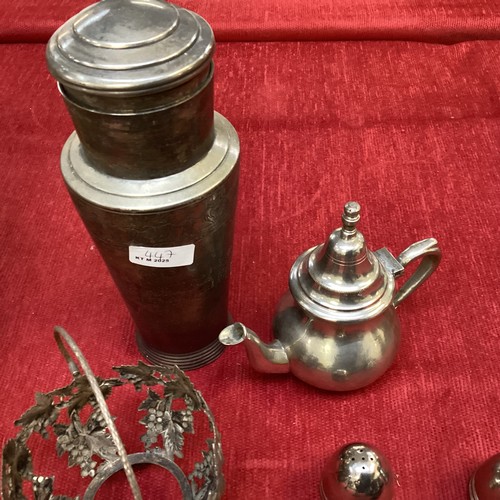 447 - A quantity of mixed collectables to include late C19th and C20th items, tea caddies, wooden statione... 