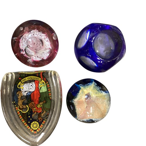 435 - A large collection of glass paperweights, including Caithness,  Perthshire, etc.