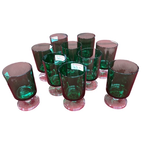 434 - 10 drinking glasses, with green glass body and clear glass raised stem.