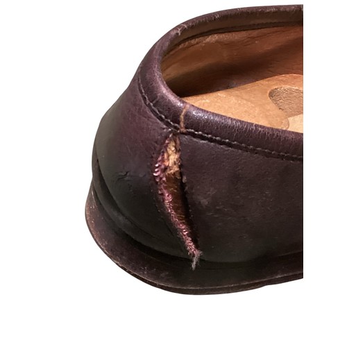 247 - Gucci brown shoes, size approx 10.5, loose stitching and repair needed to heel.  See photos for deta... 