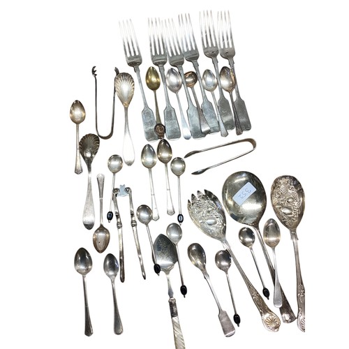 352 - Quantity of cased and loose, plated flatware items including spoons, bone handle knives.