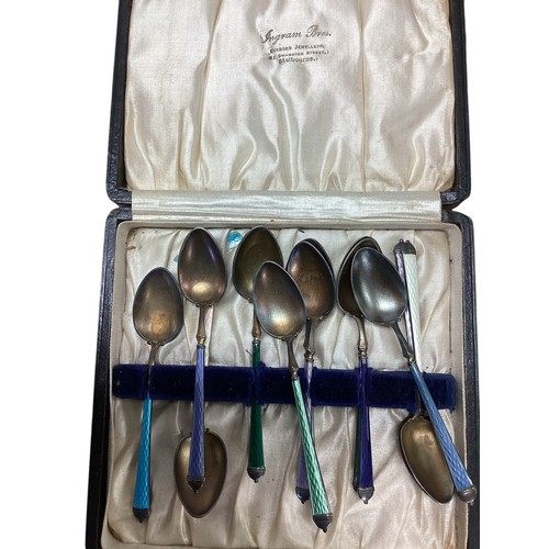 352 - Quantity of cased and loose, plated flatware items including spoons, bone handle knives.