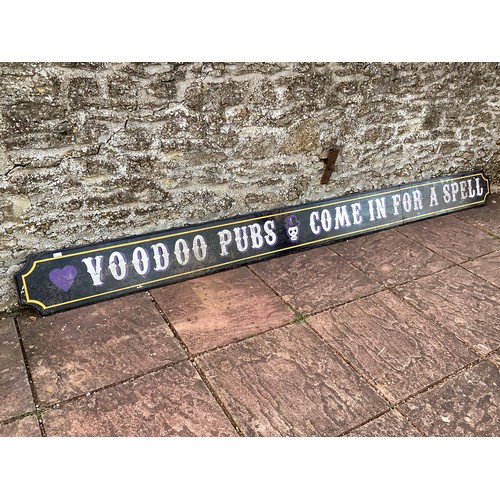 661 - Rectangular painted pub sign, see photos, some wear and tear