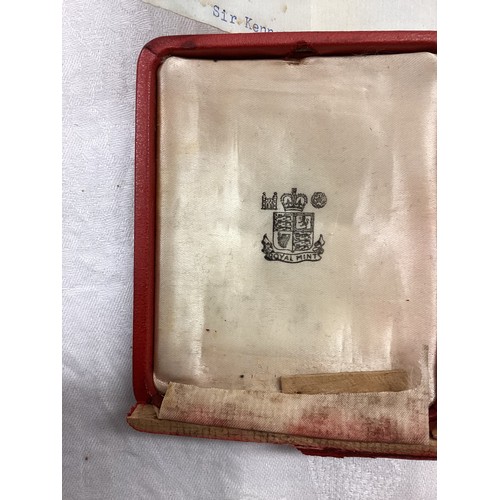 342 - The Imperial Society of Knights Bachelor Insignia badge, in original box (some damage to box). With ... 