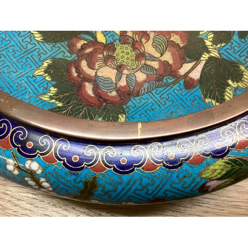 427 - A large cloisonné oriental dish, approx 24cm diameter. All over wear, some losses to interior, wear ... 