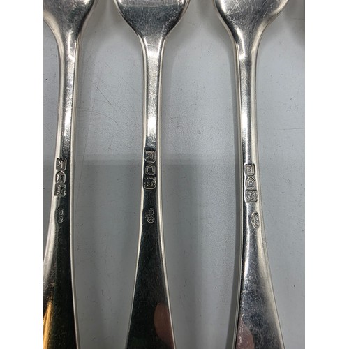 30 - A set of twelve sterling silver dining forks by Goldsmith and Silversmith Company London 1905.  775 ... 