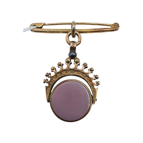 252 - Unmarked yellow metal swivel watch fob with bloodstone panel on 9 ct gold pin brooch, 6.6 g