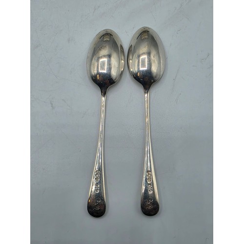 64 - A set of boxed sterling silver teaspoons by James Dixon & Sons Sheffield 1918.  93 g