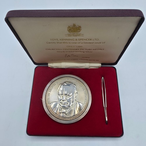 35 - Toye, Kenning and Spencer sterling silver Winston Churchill centenary picture medal case with cards ... 