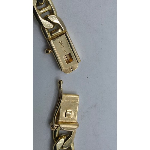 41 - A 15ct gold flat fancy link bracelet. 19cm. 20.6g