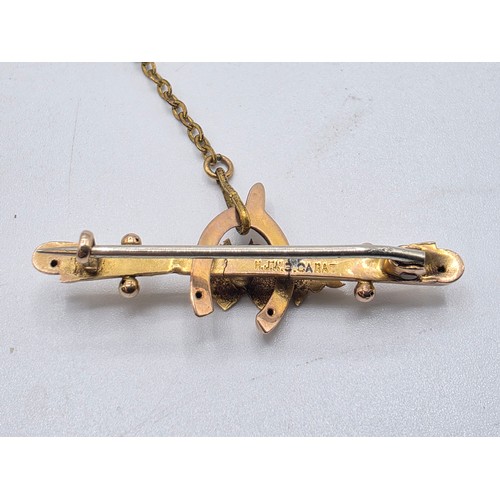 44 - A 9ct gold chain link necklace 49cm together with a 9ct gold bar brooch. 5.4g
