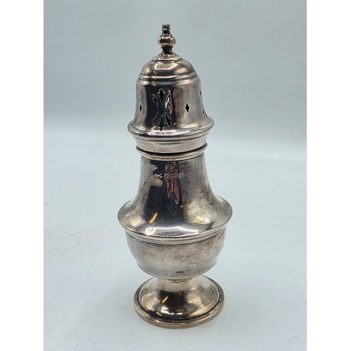 20 - A sterling silver sugar shaker, TS, Birmingham, 1858. 150g.