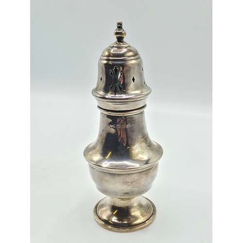 20 - A sterling silver sugar shaker, TS, Birmingham, 1858. 150g.